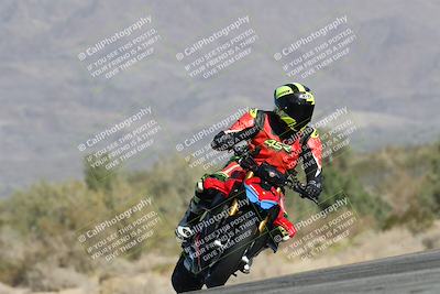 media/Dec-01-2025-Moto Forza (Mon) [[2daa91e15f]]/2-Intermediate Group/Session 2 Turn 9 Entry/
